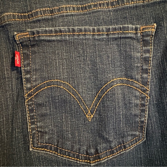 Levi’s 512 Perfectly Slimming Jeans Women’s Sz 16P Short Cotton Denim Flattering - Picture 6 of 8